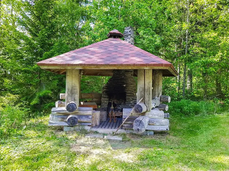 Grill shelter at Heporanta cottage in Hankasalmi