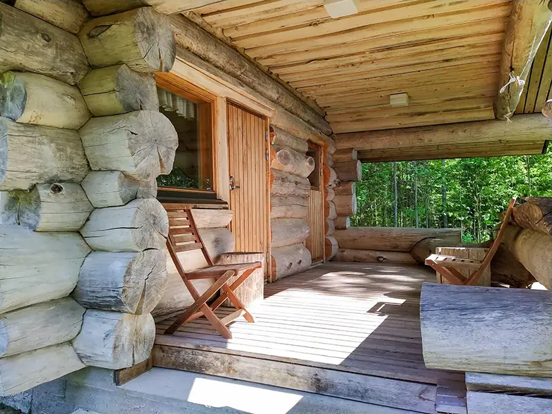 Lakeside sauna at Heporanta cottage in Hankasalmi