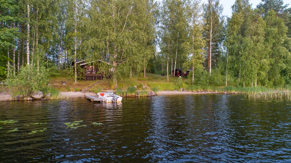 Saarimökki Saimaalla