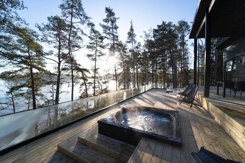 Ulkoporeallas Villa Sifren terassilla